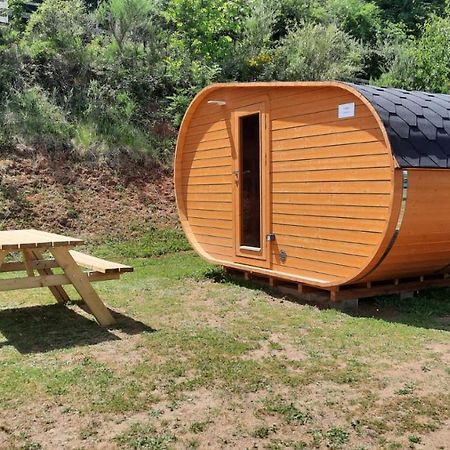 Camping De Nevers Bagian luar foto
